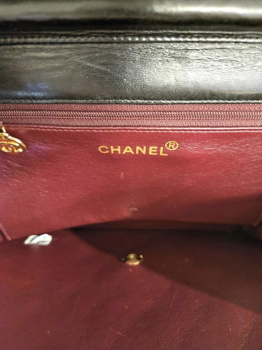 Chanel Vintage Full Flap Bag Medium Quilted Shoulder Bag. - Picture 4 of 14
